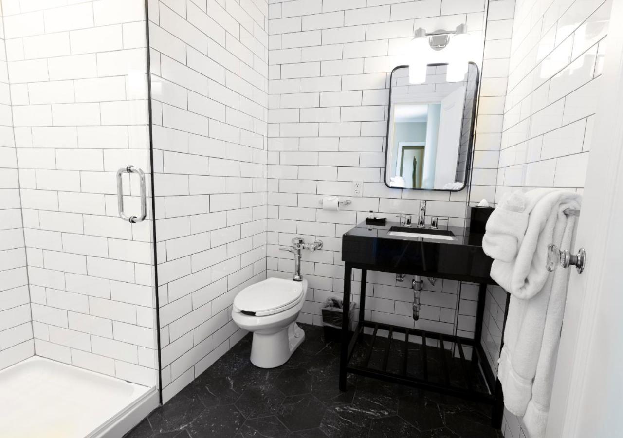 The Queensbury Hotel 3*